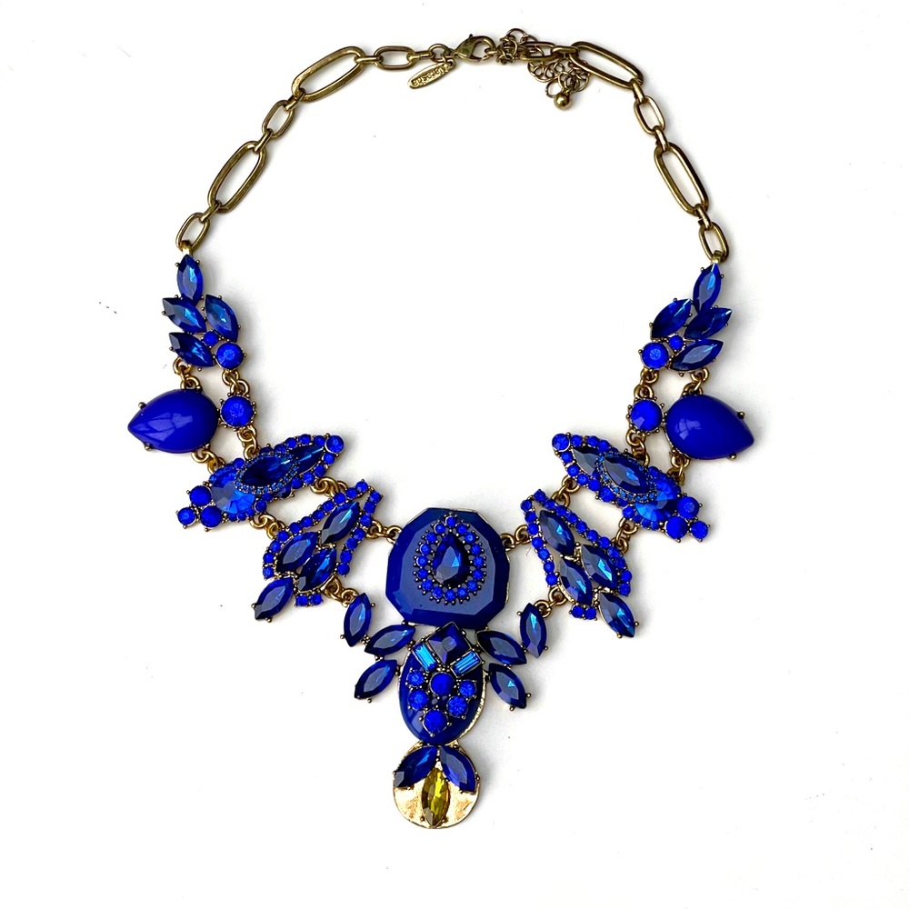 Natasha Couture gorgeous 3D navy blue floral statement necklace - Picture 3 of 4